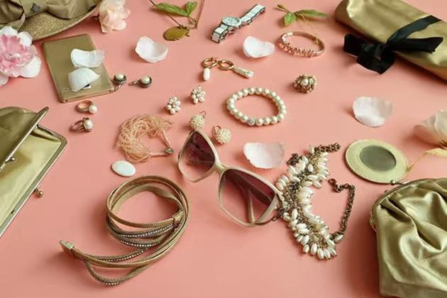 Women Accessories 14
