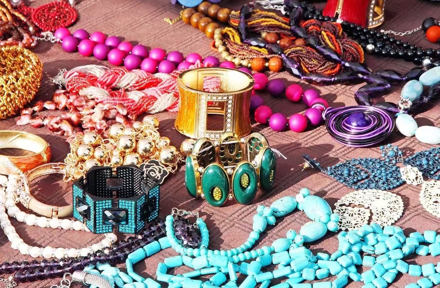 Women Accessories 15